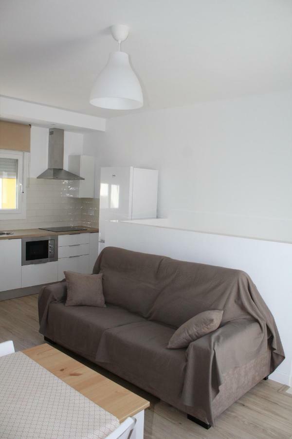 Apartamentos Angelita Plaza Beach Малага Экстерьер фото